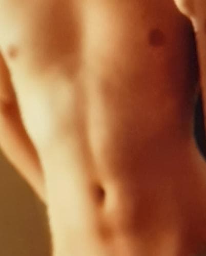 Söker en tjej att ha skön sex - Escort Killar i Stockholms län